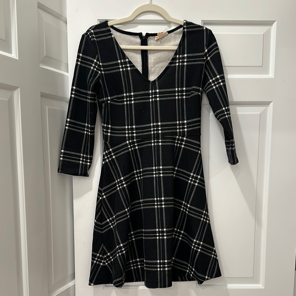 Elegant Black Plaid Dress